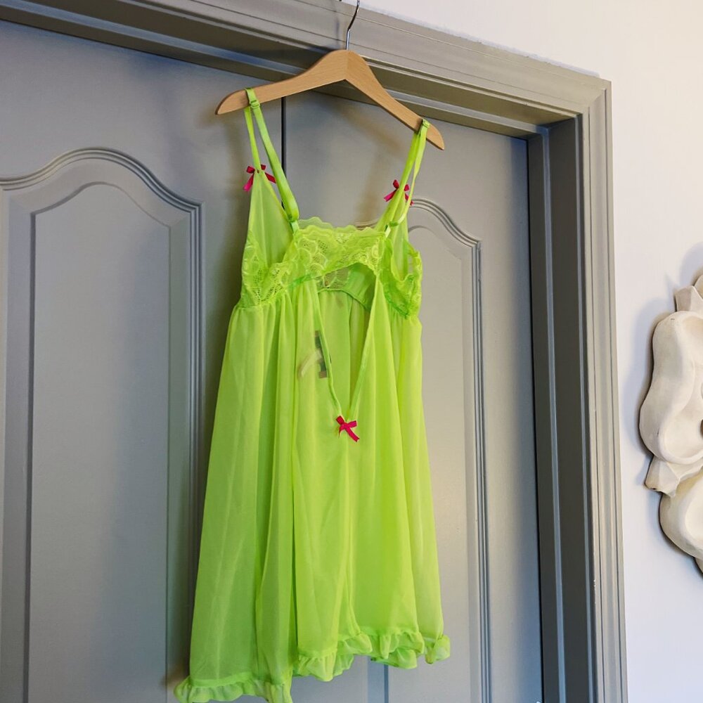 SOLD ✨ Betsey Johnson Neon Slip Dress 💚 Y2K Fairycore Lingerie - Picture 4 of 7